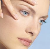 Soin modelant pour les yeux